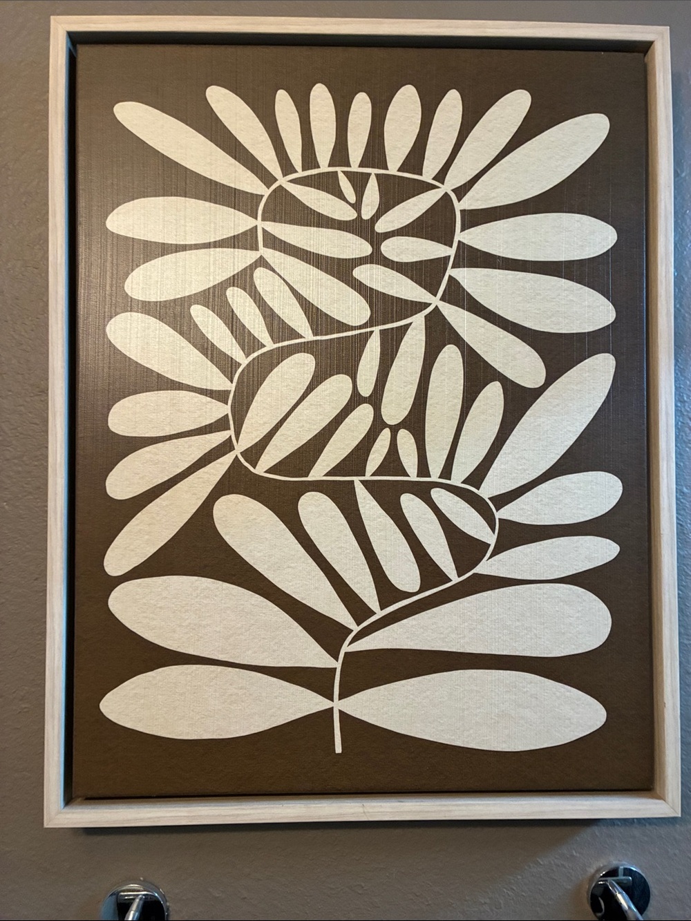 Neutral Cream Leaf Wall Art on Brown Background - Unbranded
